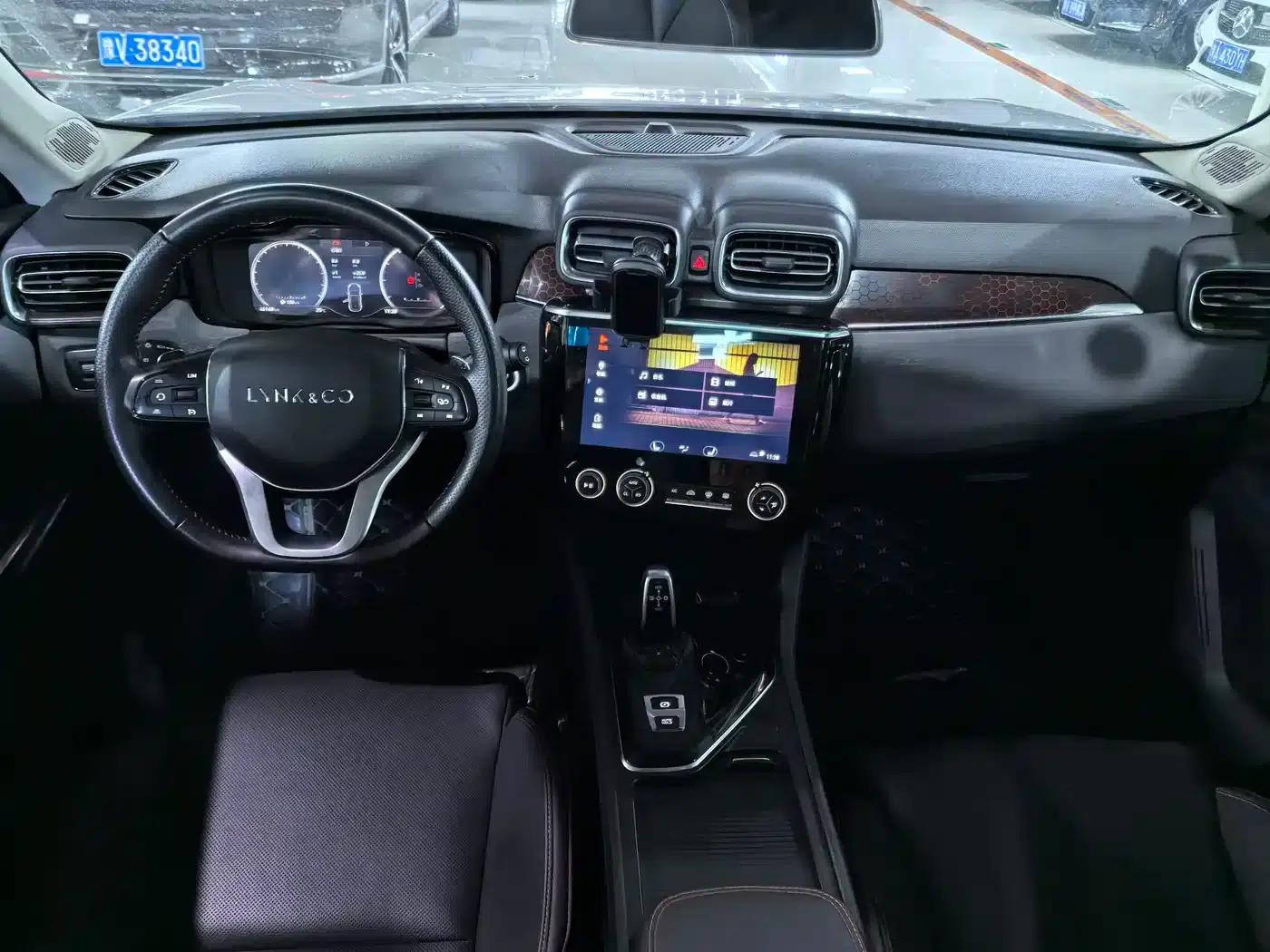 Lynk & Co 02 2019 1.5T DCT 2WD Sport Edition (China VI Emission Standard) — миниатюра 6