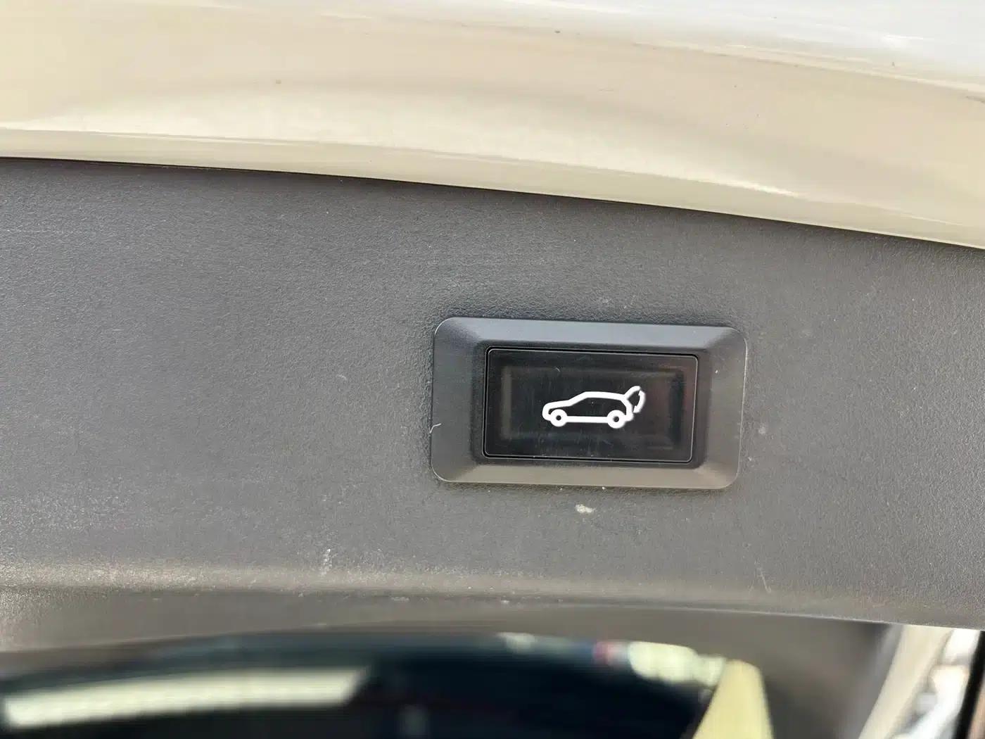 Lynk & Co 02 2018 2.0T DCT AWD Pro Edition (National V Emission Standard) — миниатюра 11