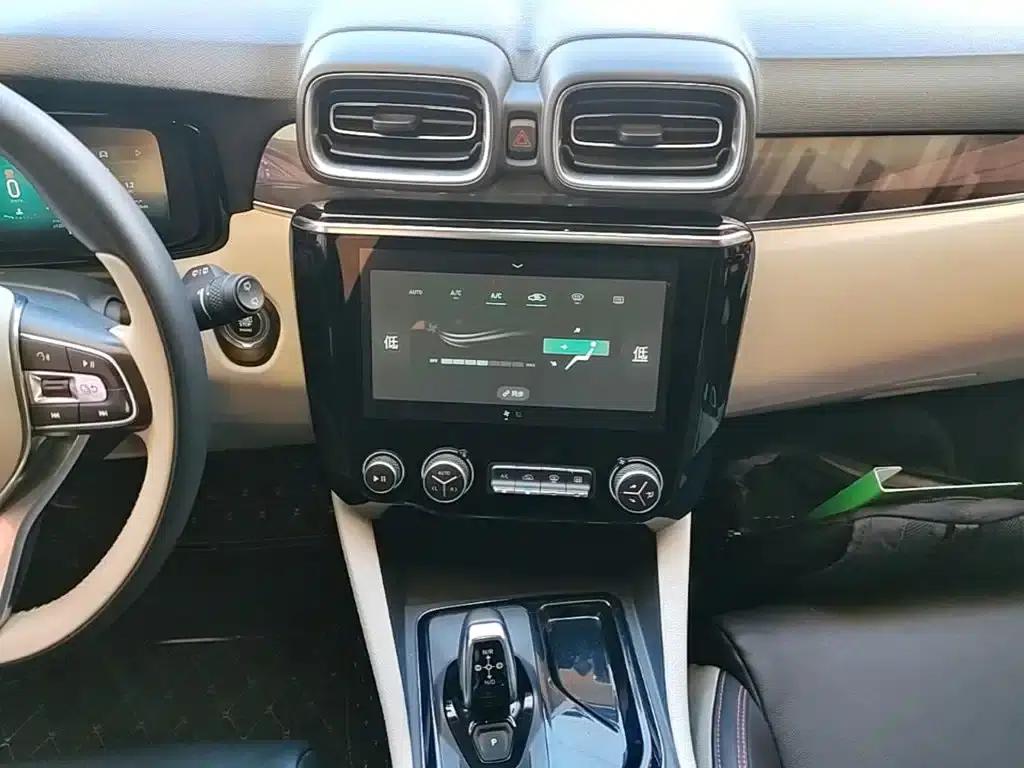 Lynk & Co 02 2019 High-Performance Edition 2.0T Automatic 2WD Pro Version (China VI Emission Standard) — миниатюра 13