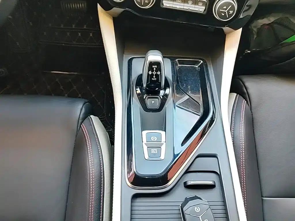 Lynk & Co 02 2019 High-Performance Edition 2.0T Automatic 2WD Pro Version (China VI Emission Standard) — миниатюра 14