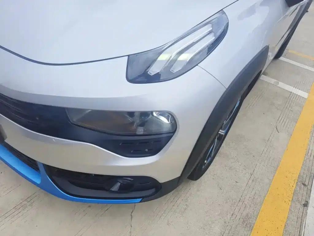 Lynk & Co 02 2019 2.0T Automatic 2WD Funky Music Edition — миниатюра 24