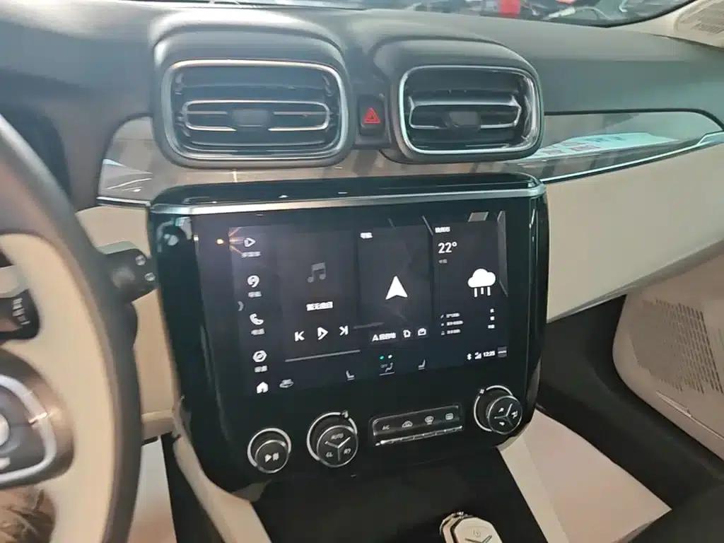 Lynk & Co 02 2018 1.5T DCT 2WD Pro Edition (National V Emission Standard) — миниатюра 13
