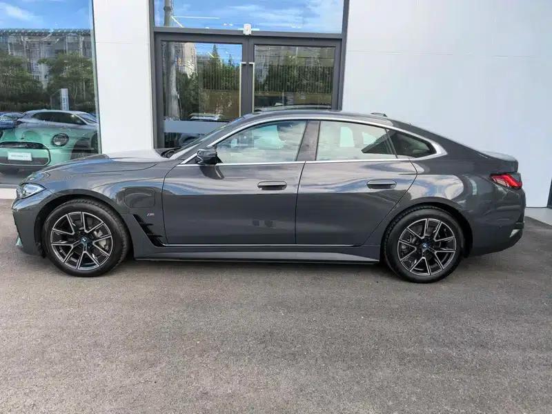 BMW i4 2023 eDrive35 — миниатюра 3