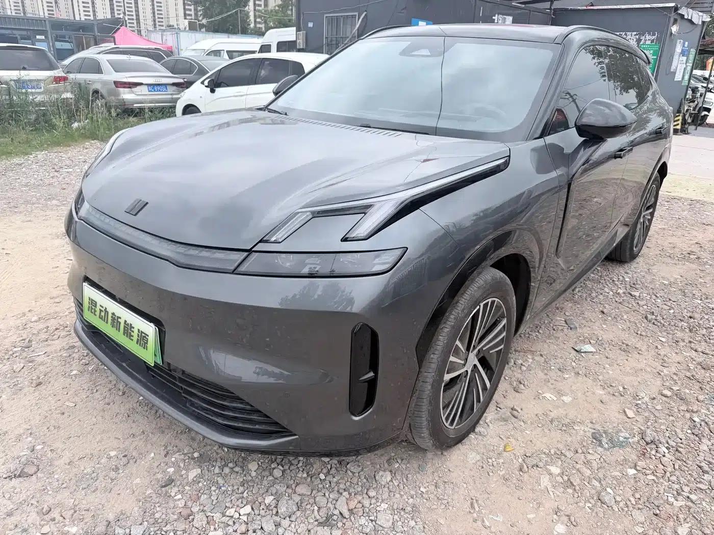 Lynk & Co 08 EM-P 2025 Model, 120km Long Range Pro — миниатюра 1