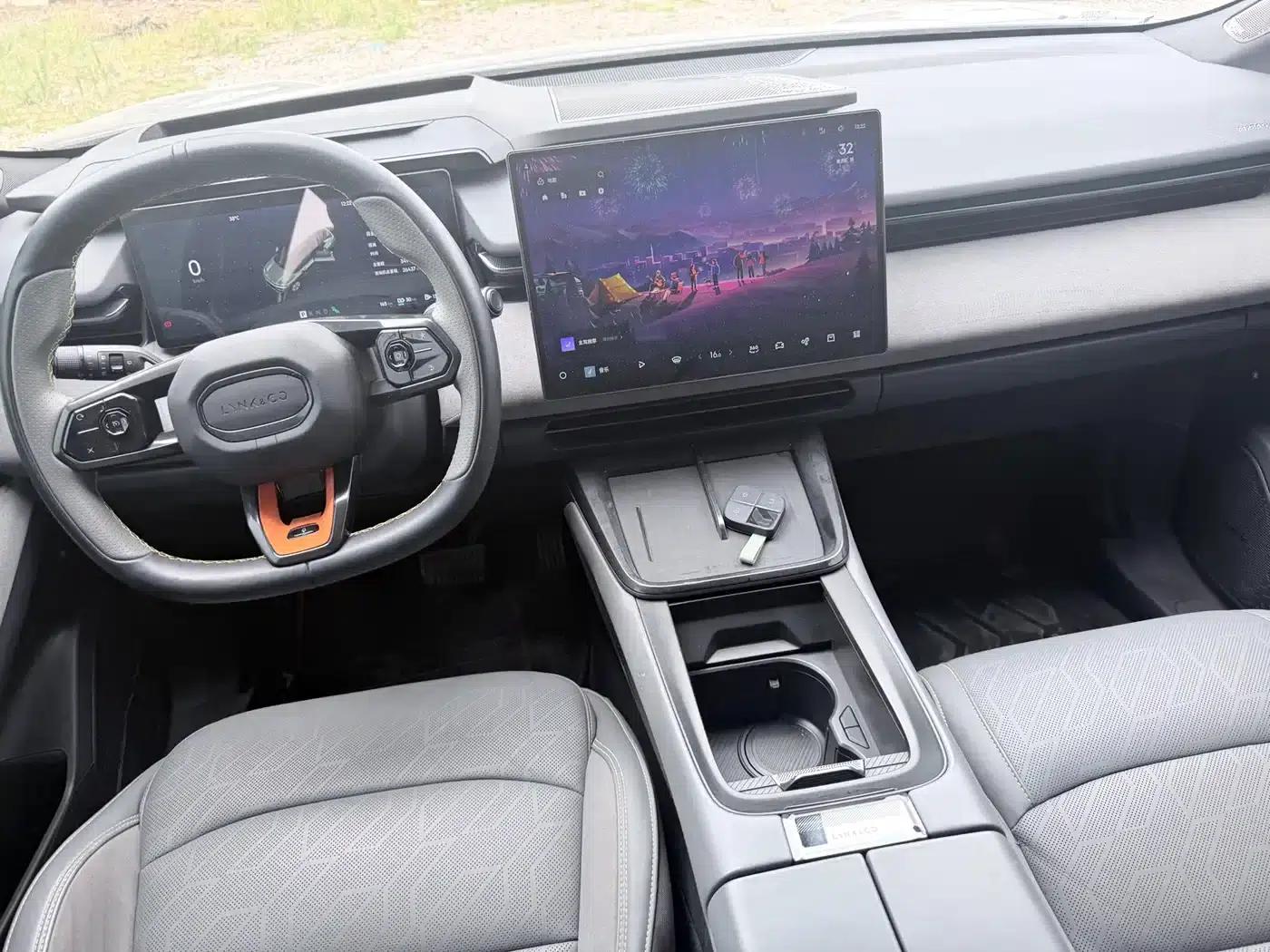 Lynk & Co 08 EM-P 2025 Model, 120km Long Range Pro — миниатюра 6