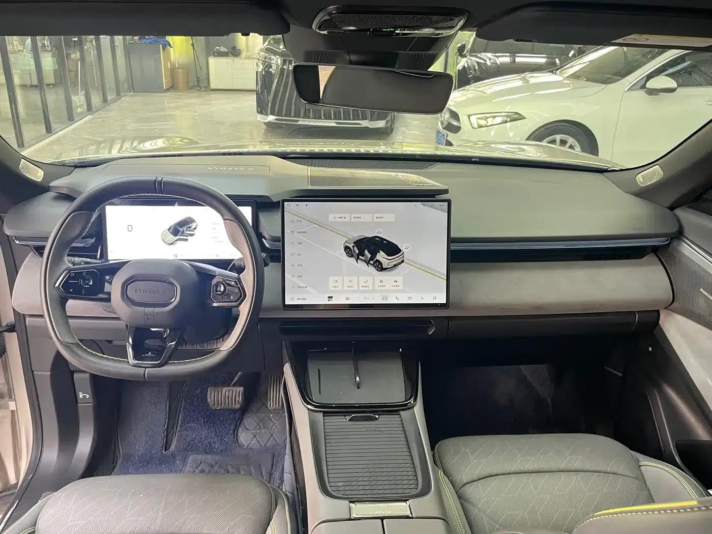 Lynk & Co 08 EM-P 2023 Model, 120km Long Range Pro — миниатюра 11