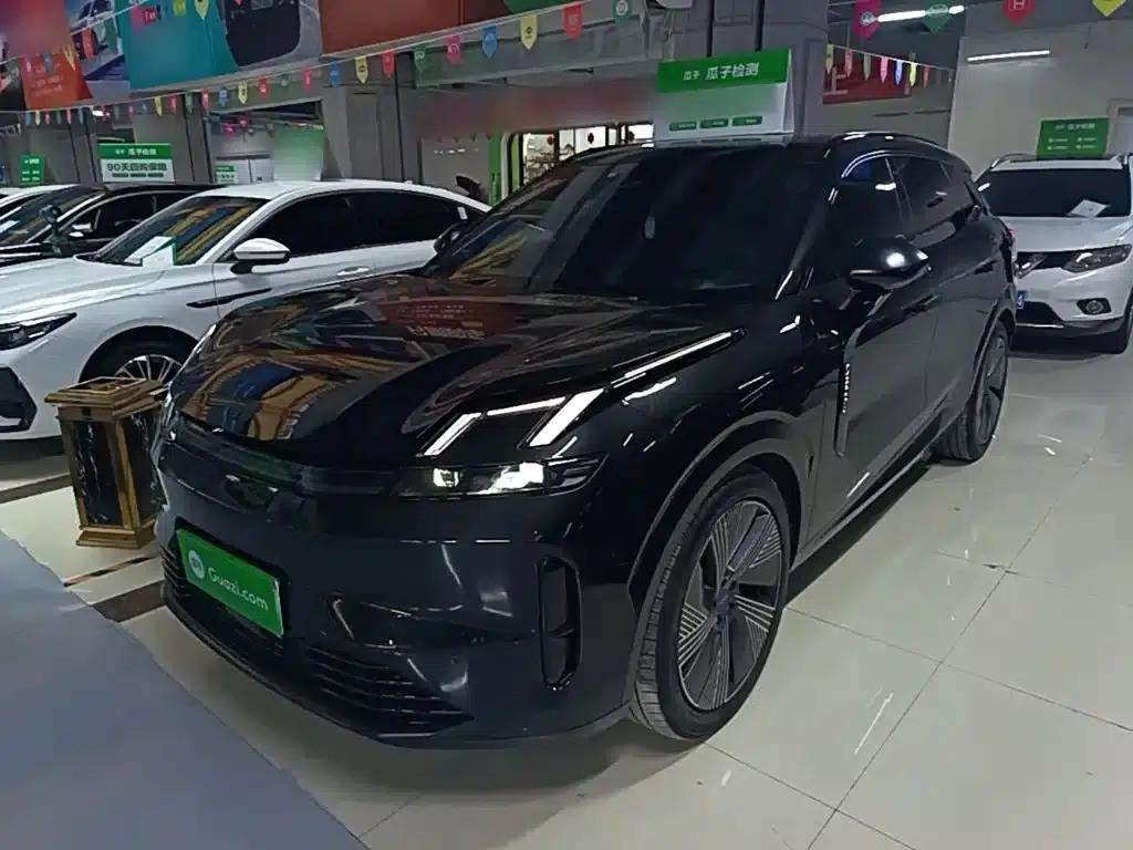 Lynk & Co 08 EM-P 2023 Model, 120km Long Range Halo — миниатюра 2