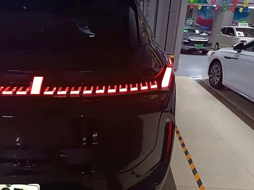 Lynk & Co 08 EM-P 2023 Model, 120km Long Range Halo — миниатюра 8