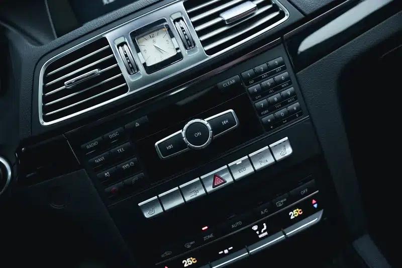 Mercedes-Benz E-Class (Imported) 2014 E 200 Coupe — миниатюра 12