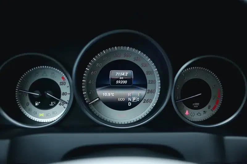Mercedes-Benz E-Class (Imported) 2014 E 200 Coupe — миниатюра 22