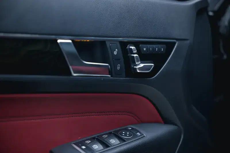 Mercedes-Benz E-Class (Imported) 2014 E 200 Coupe — миниатюра 28