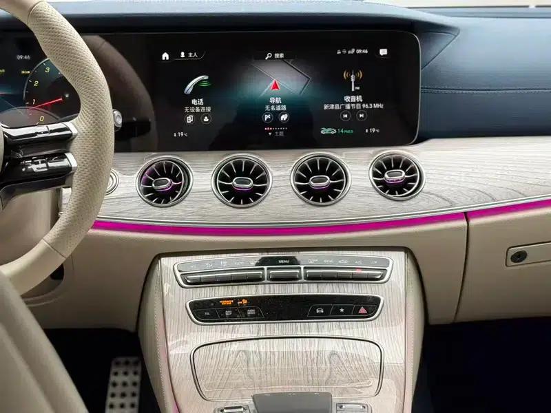 Mercedes-Benz E-Class (Imported) 2023 E 260 Coupe — миниатюра 11