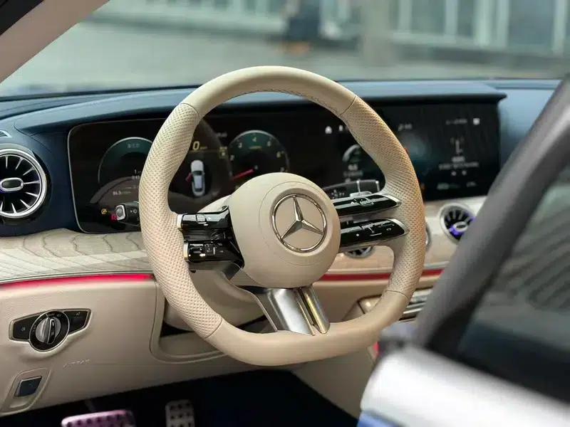 Mercedes-Benz E-Class (Imported) 2023 E 260 Coupe — миниатюра 13