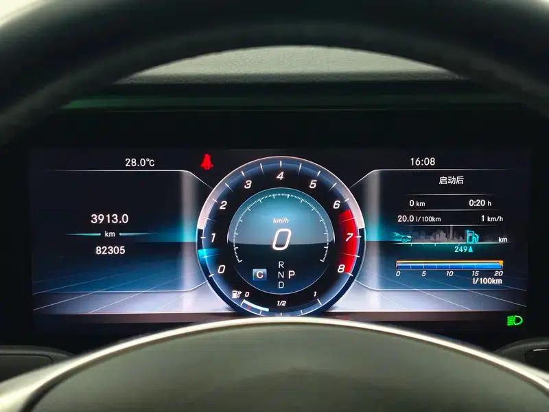 2016 Mercedes-Benz E-Class E 200 L Sport — миниатюра 15