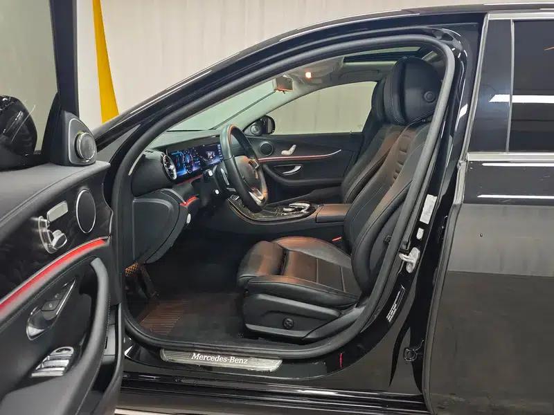 2016 Mercedes-Benz E-Class E 200 L Sport — миниатюра 17