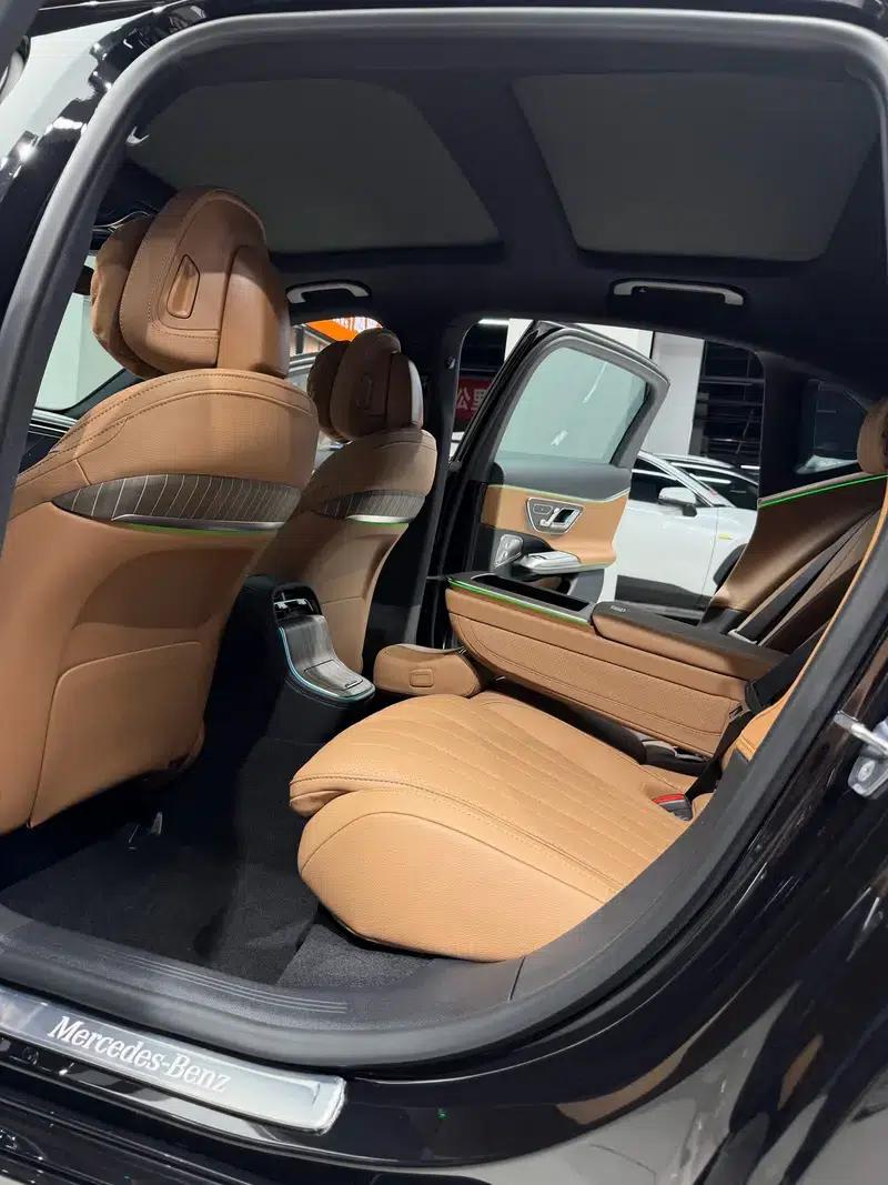 Mercedes-Benz E-Class 2025 E 300 L Premium Sedan — миниатюра 7