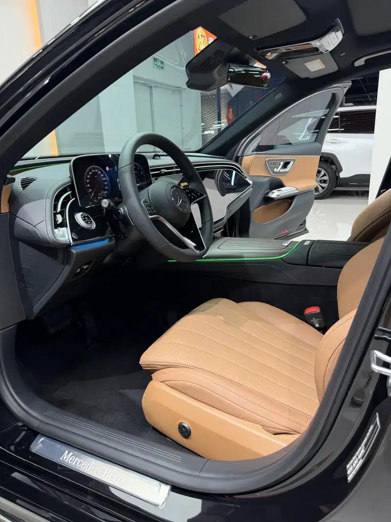 Mercedes-Benz E-Class 2025 E 300 L Premium Sedan — миниатюра 9