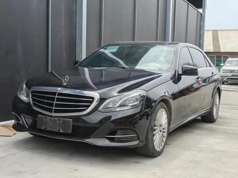 2015 Mercedes-Benz E-Class E 200 L — миниатюра 1