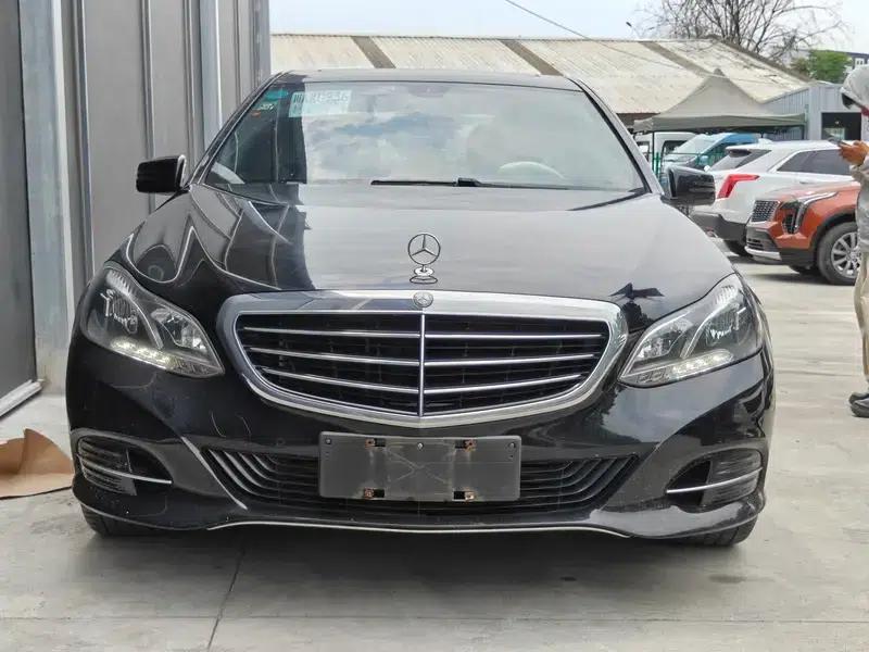 2015 Mercedes-Benz E-Class E 200 L — миниатюра 2