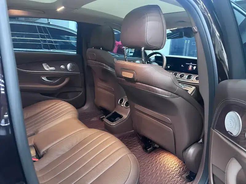 Mercedes-Benz E-Class 2021 Facelift E 300 L Premium Sedan — миниатюра 11