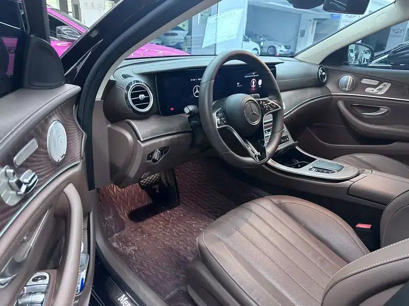 Mercedes-Benz E-Class 2021 Facelift E 300 L Premium Sedan — миниатюра 12