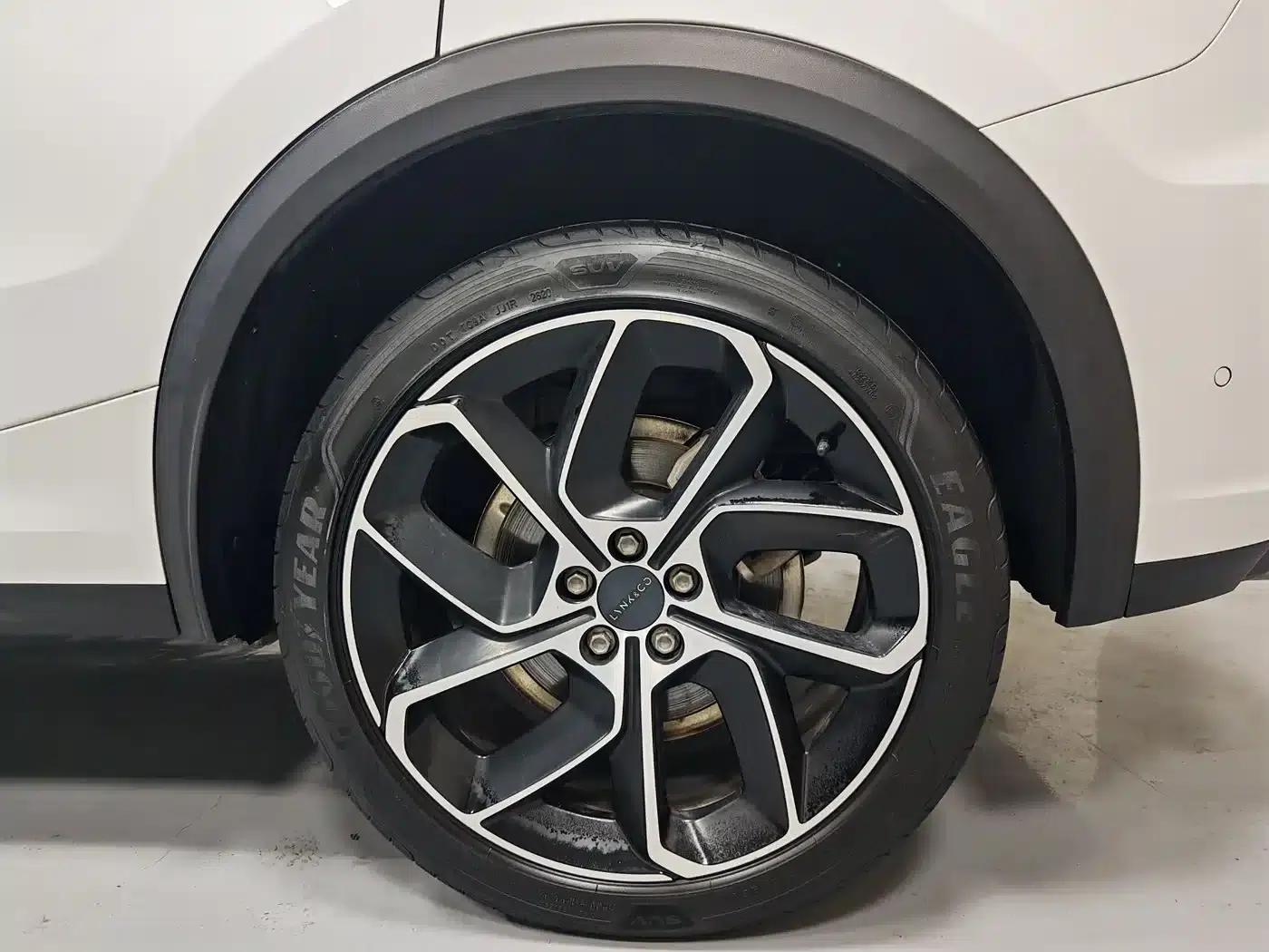 Lynk & Co 05 2020 2.0TD Two-Wheel Drive Halo — миниатюра 18