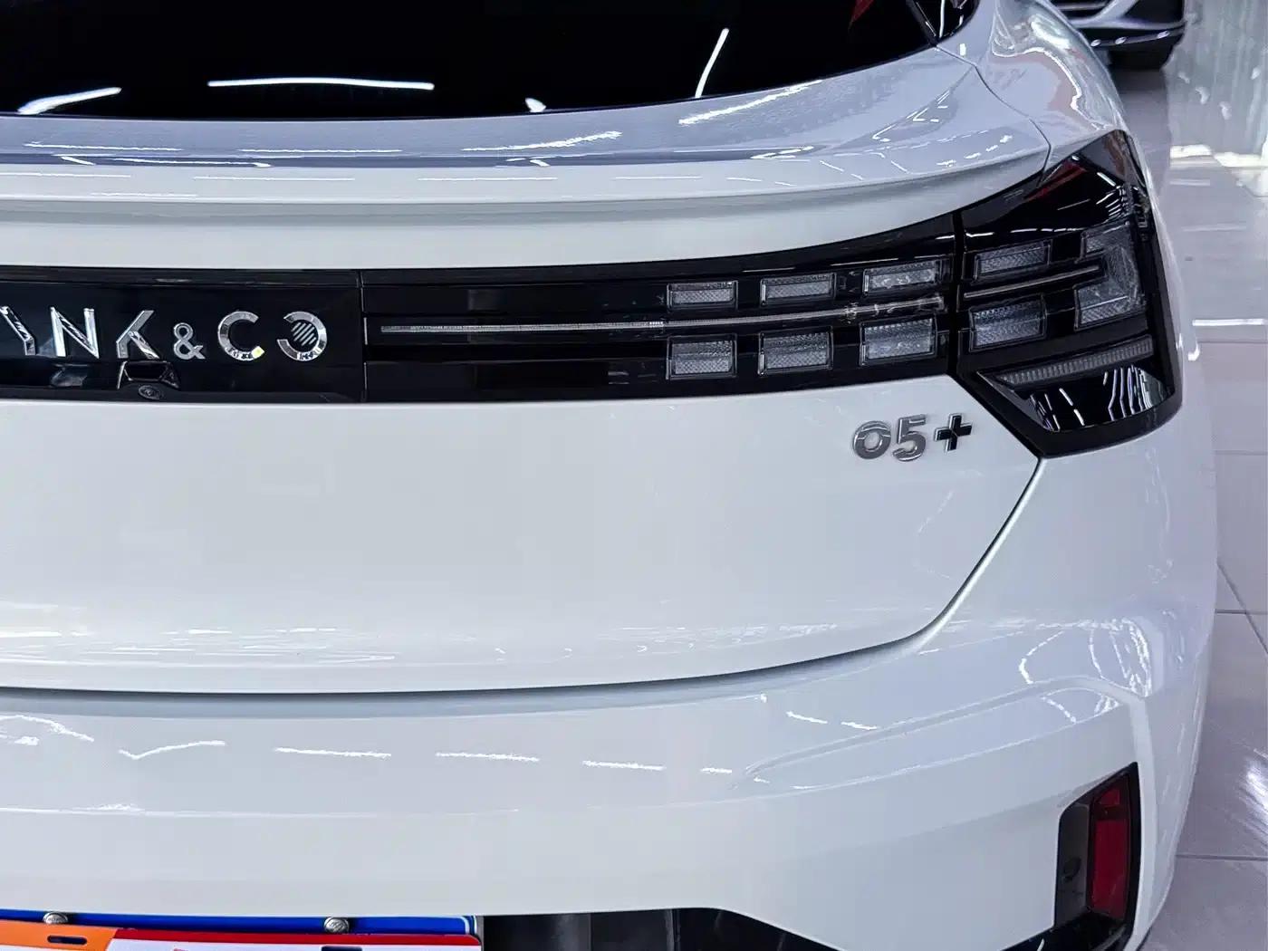 Lynk & Co 05 2022 2.0TD Two-Wheel Drive Halo — миниатюра 6