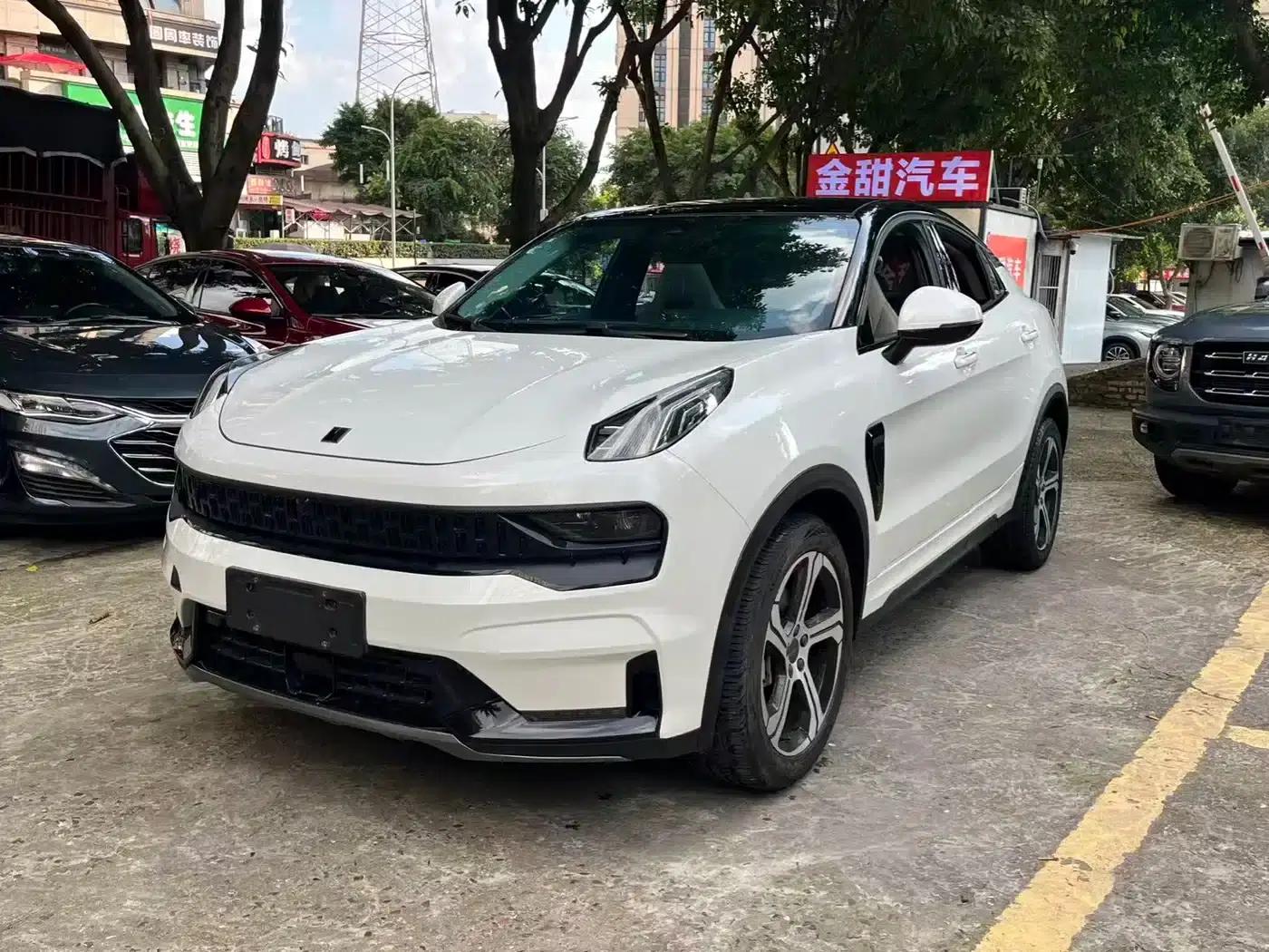 Lynk & Co 05 2020 2.0TD Two-Wheel Drive Plus — миниатюра 1