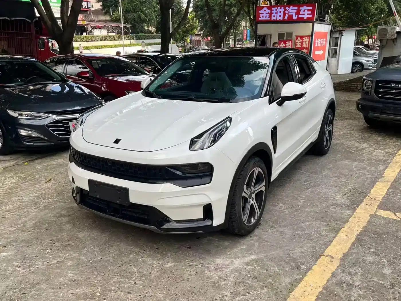Lynk & Co 05 2020 2.0TD Two-Wheel Drive Plus — миниатюра 3