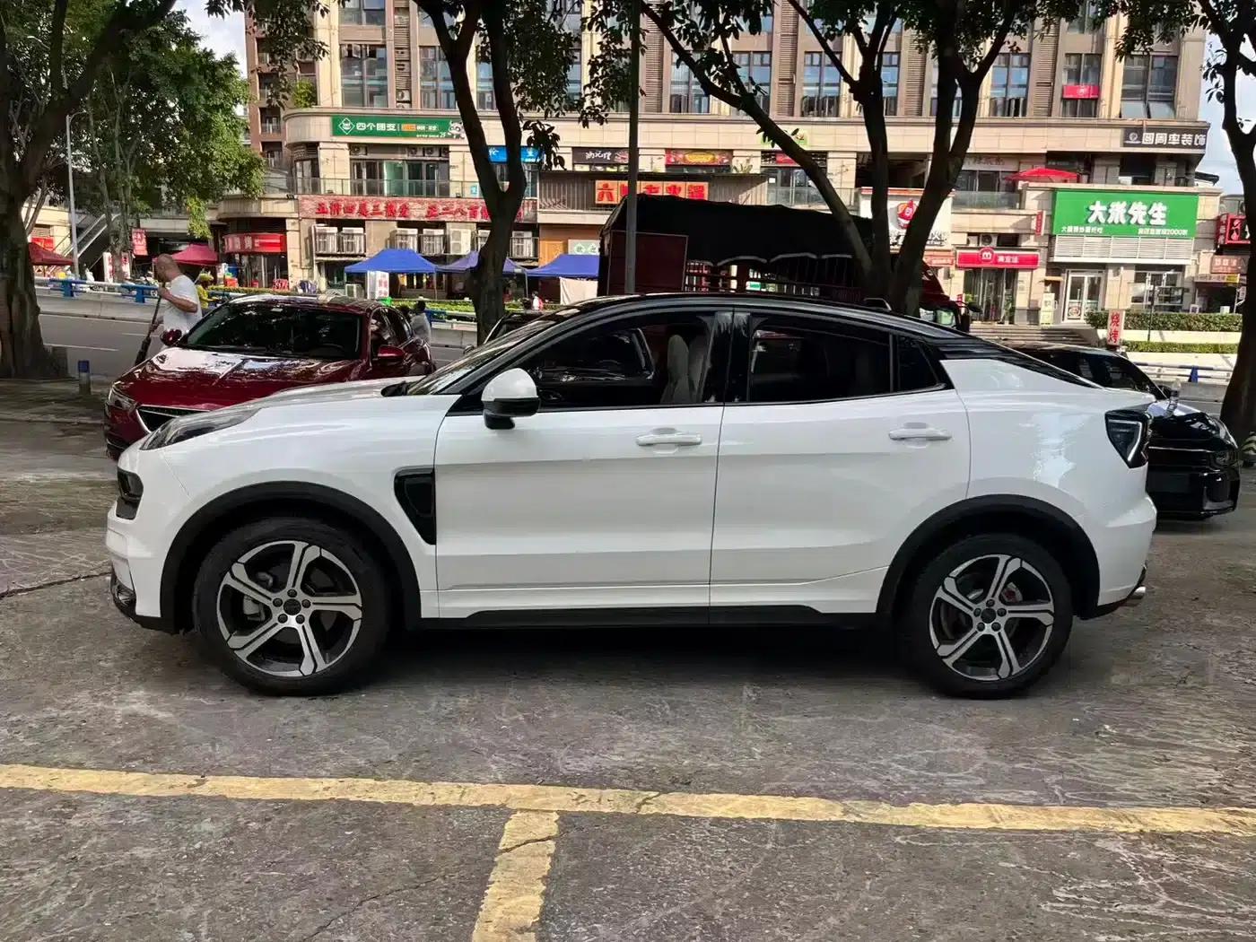 Lynk & Co 05 2020 2.0TD Two-Wheel Drive Plus — миниатюра 4