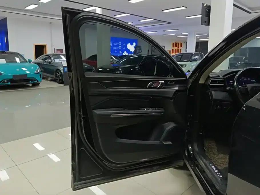 Lynk & Co 05 2020 2.0TD Two-Wheel Drive Halo — миниатюра 7