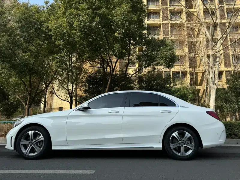 Mercedes-Benz C-Class 2020 Facelift C 260 L Sport Edition — миниатюра 3