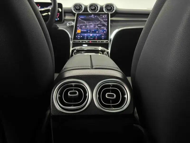 Mercedes-Benz C-Class 2024 Facelift C 260 L Sport Night Edition — миниатюра 16