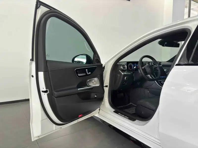 Mercedes-Benz C-Class 2024 Facelift C 260 L Sport Night Edition — миниатюра 29