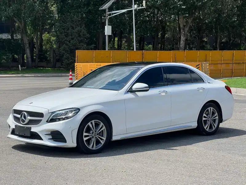 Mercedes-Benz C-Class 2020 Facelift C 200 L Fashion Sport Edition — миниатюра 1