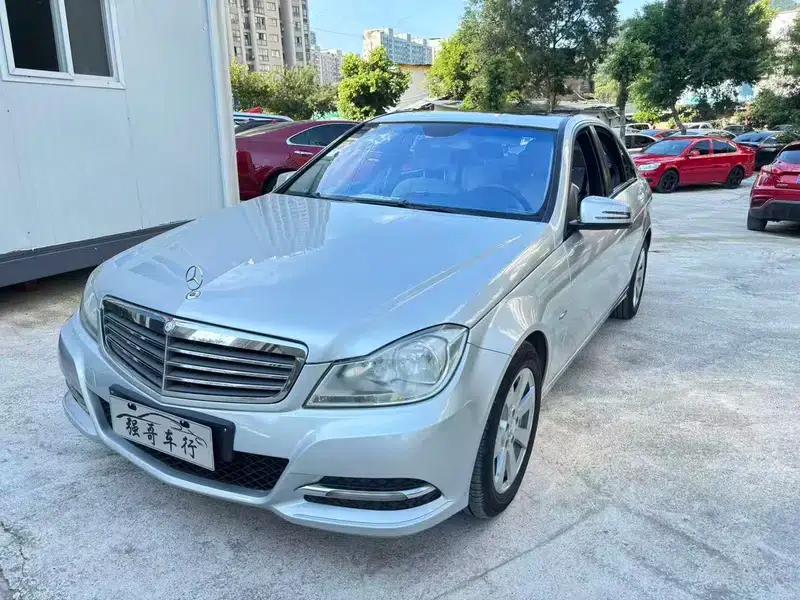 Mercedes-Benz C-Class 2011 C 180K Classic — миниатюра 1