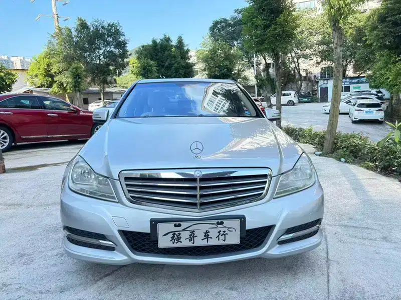 Mercedes-Benz C-Class 2011 C 180K Classic — миниатюра 2