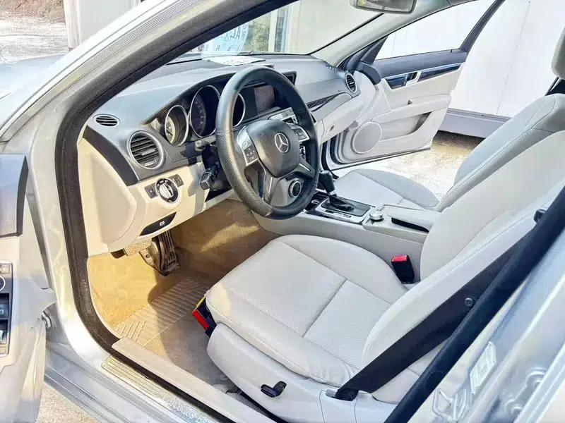 Mercedes-Benz C-Class 2011 C 180K Classic — миниатюра 11