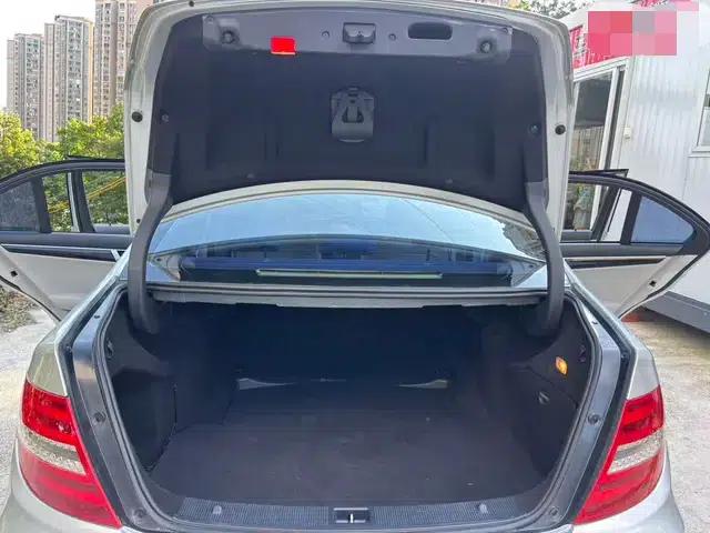 Mercedes-Benz C-Class 2011 C 180K Classic — миниатюра 14