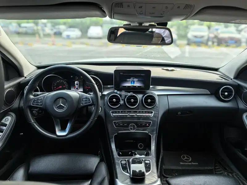 2018 Mercedes-Benz C-Class C 180 L Fashion Sport Edition — миниатюра 7