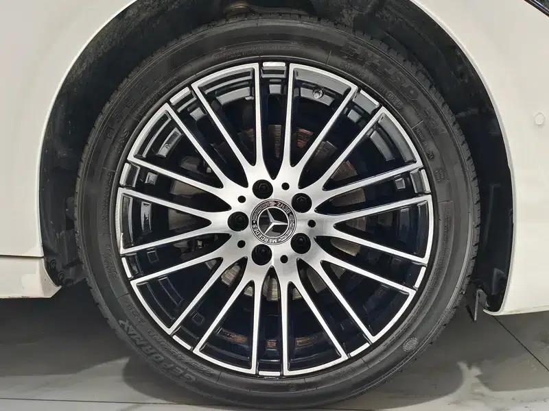 Mercedes-Benz C-Class 2023 Facelift C 200 L Sport Edition — миниатюра 13
