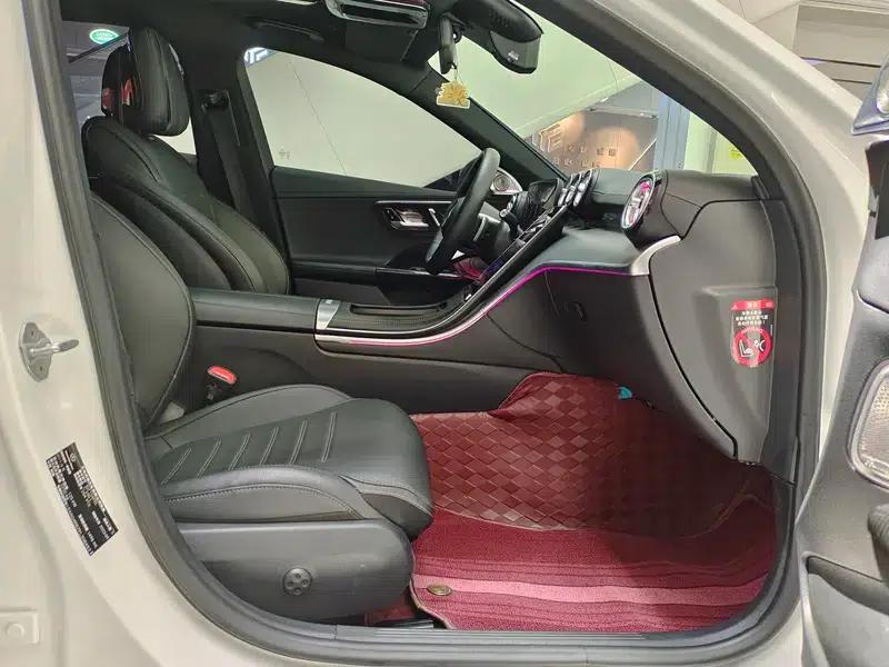 Mercedes-Benz C-Class 2023 Facelift C 200 L Sport Edition — миниатюра 24