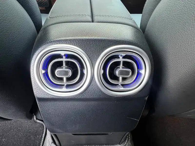 2025 Mercedes-Benz C-Class C 200 L Sport Edition — миниатюра 13