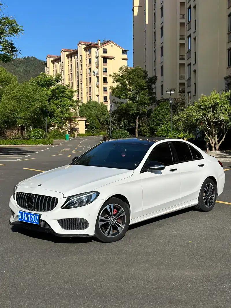 2017 Mercedes-Benz C-Class C 200 Sport Edition — миниатюра 1