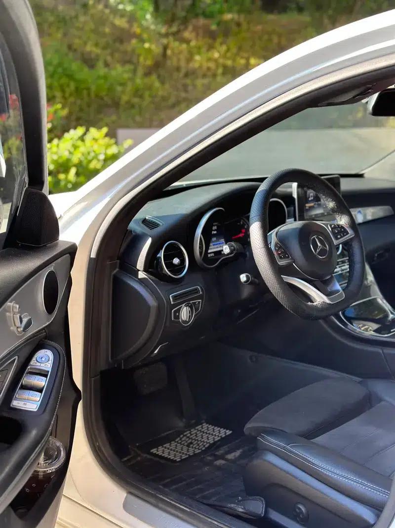 2017 Mercedes-Benz C-Class C 200 Sport Edition — миниатюра 13
