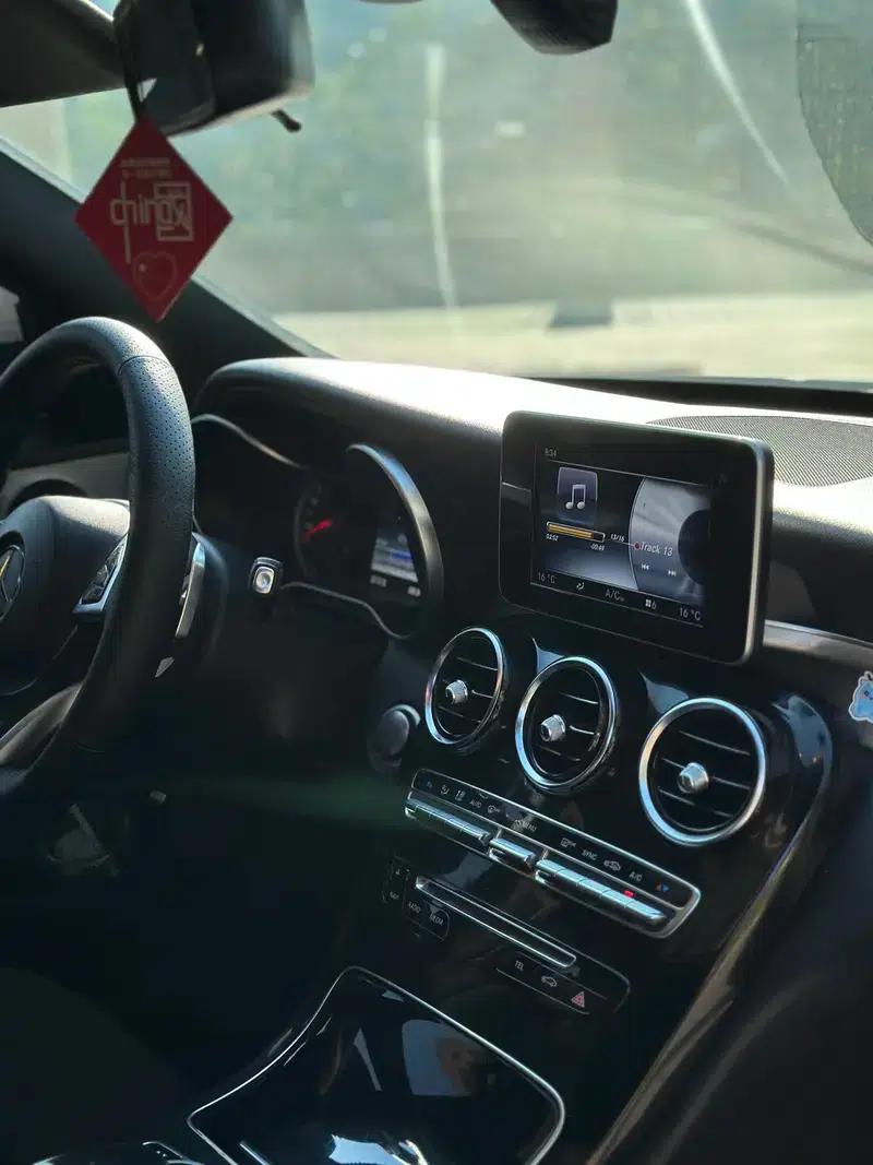 2017 Mercedes-Benz C-Class C 200 Sport Edition — миниатюра 17