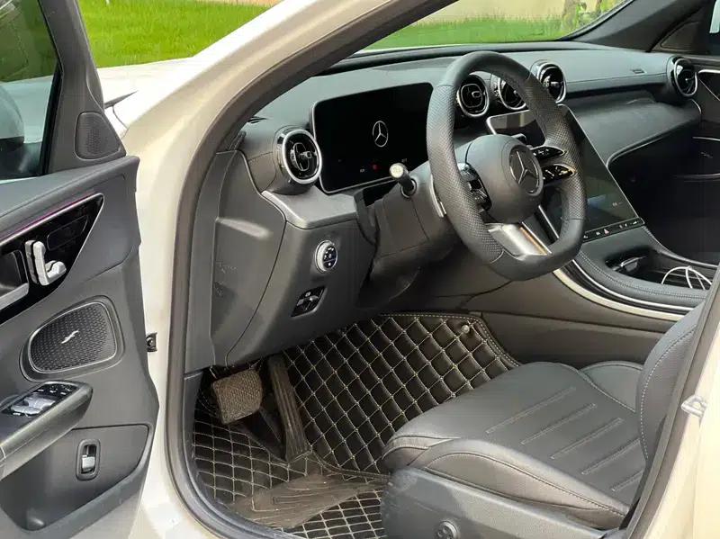 Mercedes-Benz C-Class 2024 Facelift C 200 L Sport Edition — миниатюра 23
