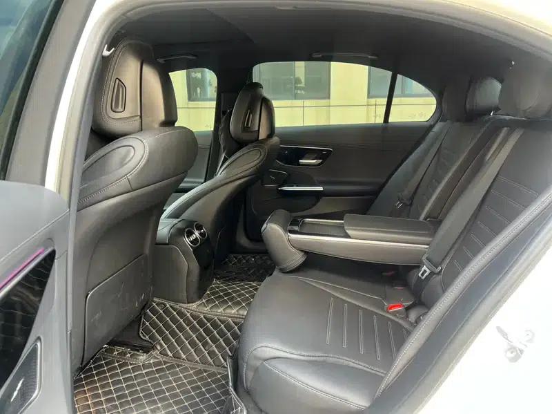 Mercedes-Benz C-Class 2024 Facelift C 200 L Sport Edition — миниатюра 25