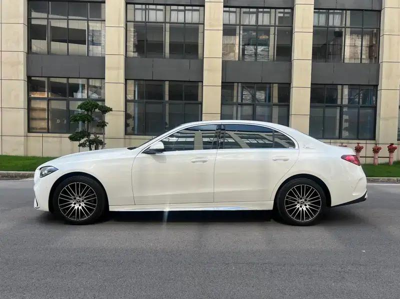 Mercedes-Benz C-Class 2024 Facelift C 200 L Sport Edition — миниатюра 4