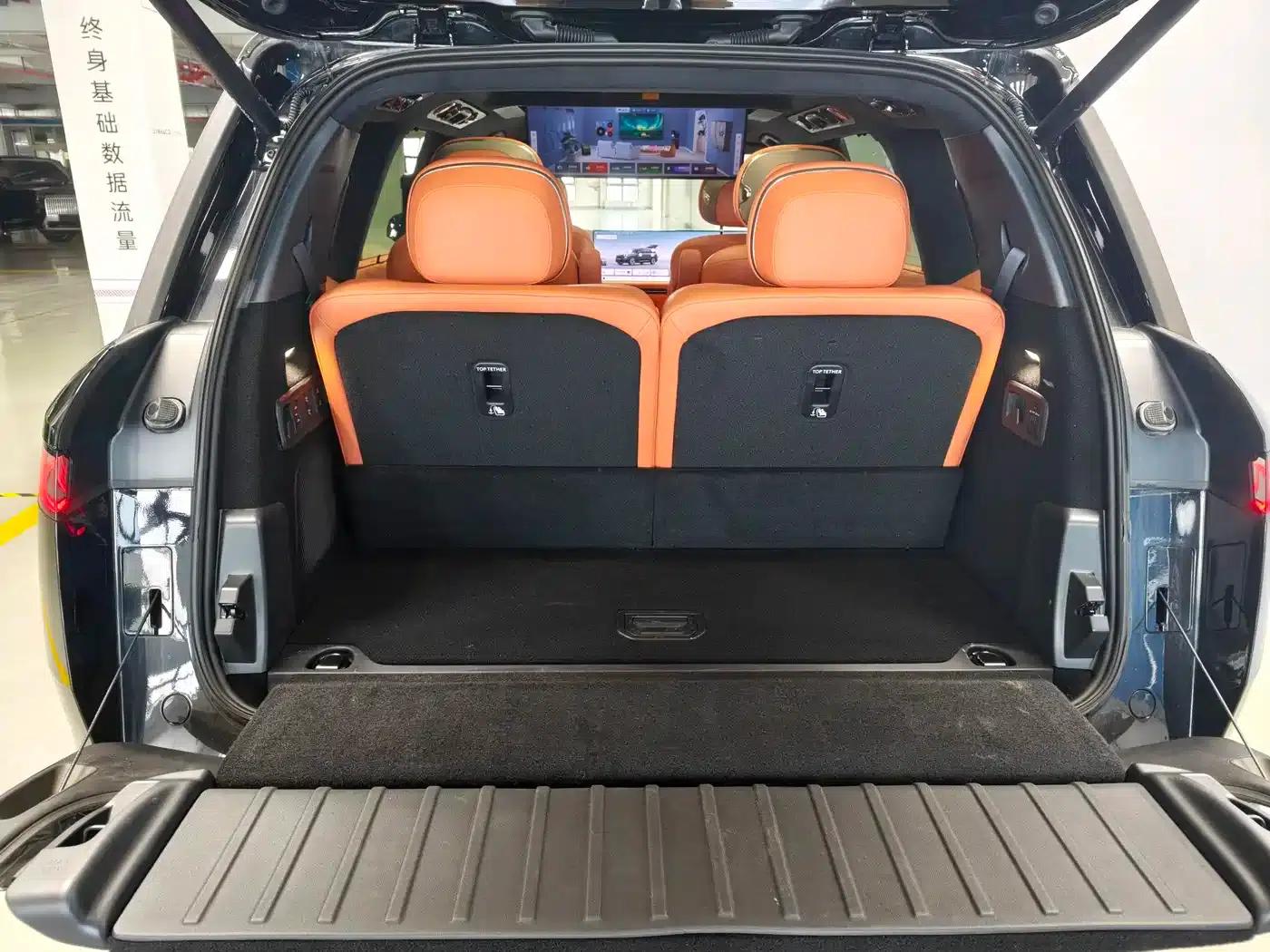Lynk & Co 900 2025 1.5T Ultra 6-seater — миниатюра 5